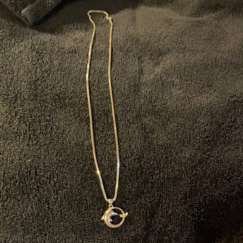 Silver Dolphin w/Rhinestone Eye /Italian 925 Chain